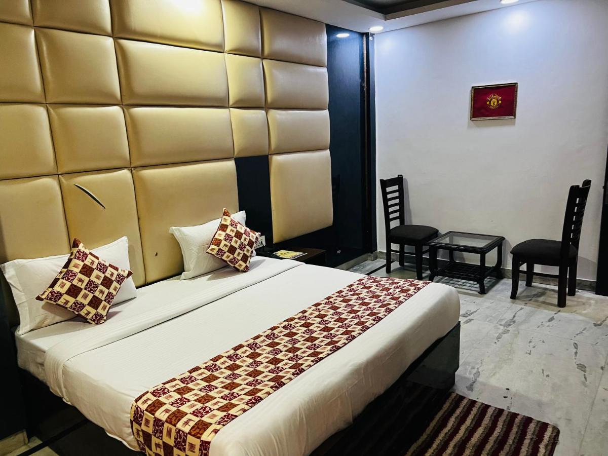 ניו דלהי Hotel Krone A Family Hotel Near Igi Airport Delhi מראה חיצוני תמונה