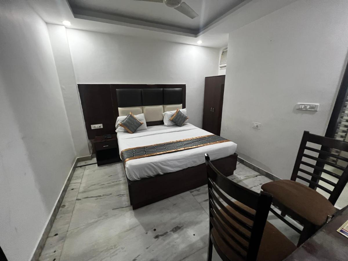 ניו דלהי Hotel Krone A Family Hotel Near Igi Airport Delhi מראה חיצוני תמונה