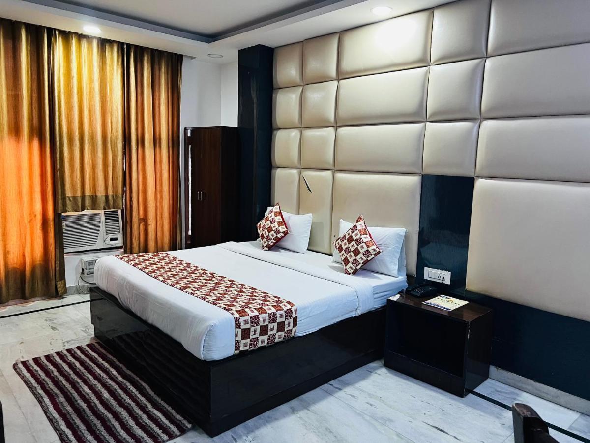 ניו דלהי Hotel Krone A Family Hotel Near Igi Airport Delhi מראה חיצוני תמונה