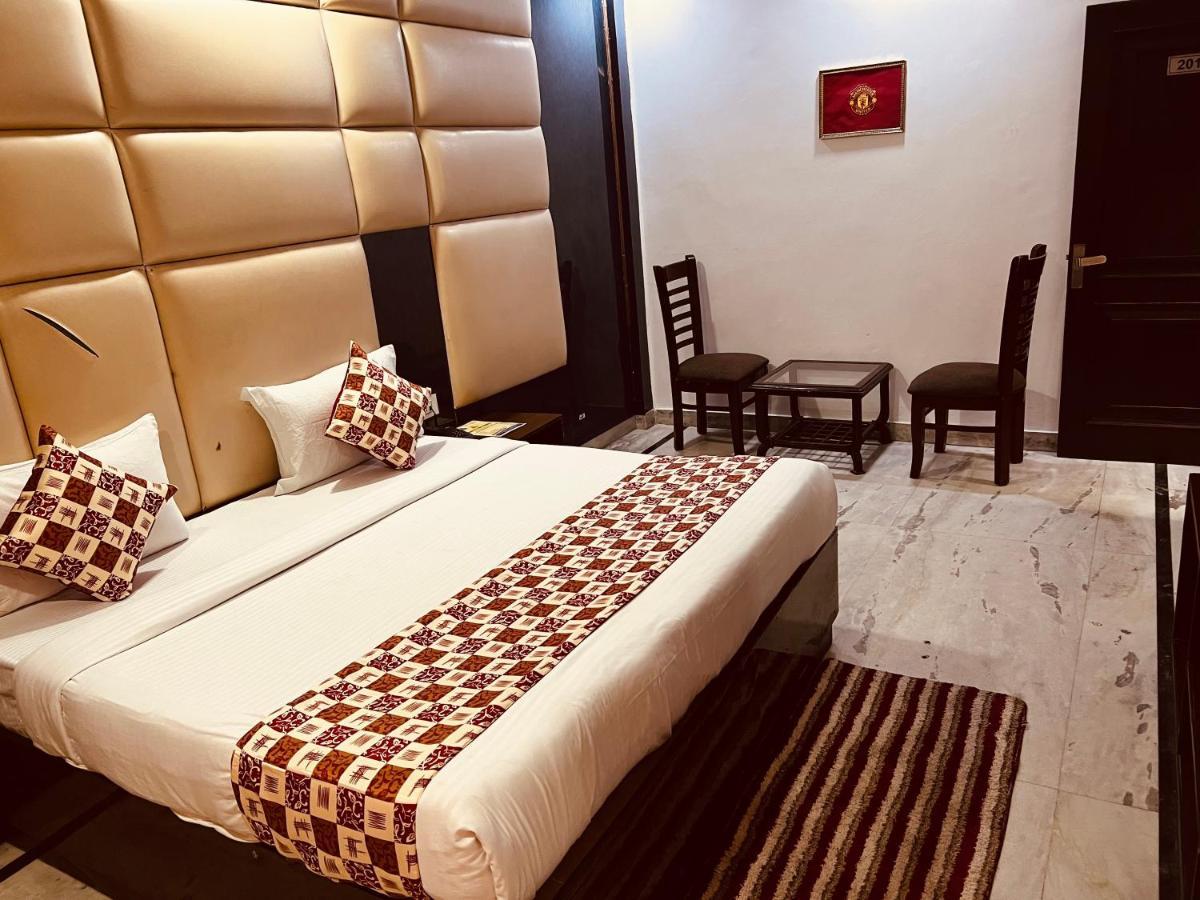 ניו דלהי Hotel Krone A Family Hotel Near Igi Airport Delhi מראה חיצוני תמונה