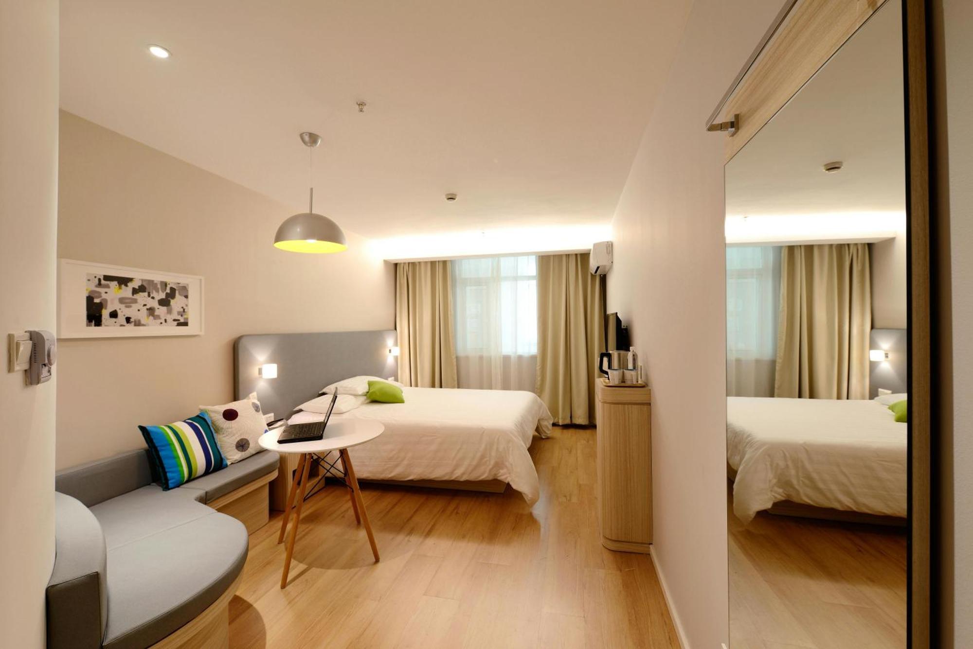 ניו דלהי Hotel Krone A Family Hotel Near Igi Airport Delhi מראה חיצוני תמונה